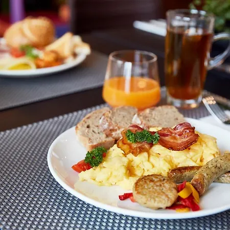 Legere Hotel Wiesbaden-Taunusstein 4*