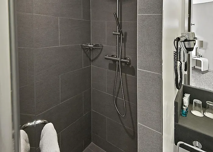 Hotel Legere Wiesbaden-taunusstein 4*